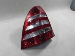 MERCEDES C KLASA W203 KOMBI LIFT LAMPA LEWY TYL 2038202364 04-07