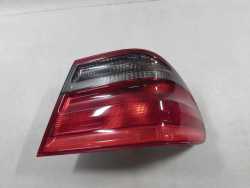 MERCEDES W210 E KLASA SEDAN LAMPA TYL PRAWA 2108208264 99-02