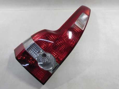 VOLVO V50 04-08 LAMPA TYL TYLNA LEWA 30678746