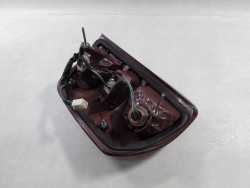TOYOTA RAV4 II LIFT LAMPA TYLNA TYL LEWA 03-05