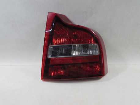 VOLVO S80 I LAMPA TYLNA TYL PRAWY 9154479 98-04