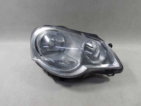 VW POLO 9N 6Q2 LAMPA REFLEKTOR PRZOD PRAWA 6Q2941008 UK 05-09