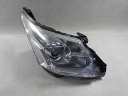 TOYOTA AVENSIS T27 09-12 LAMPA REFLEKTOR PRAWY PRZOD UK