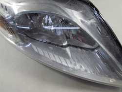 FORD MONDEO MK4 IV LIFT LAMPA REFLEKTOR PRZOD PRAWY 10-14 UK