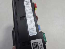 VOLVO S60 V70 XC70 XC90 SKRZYNKA BEZPIECZNIKOW MODUL REM 30786646 28080156