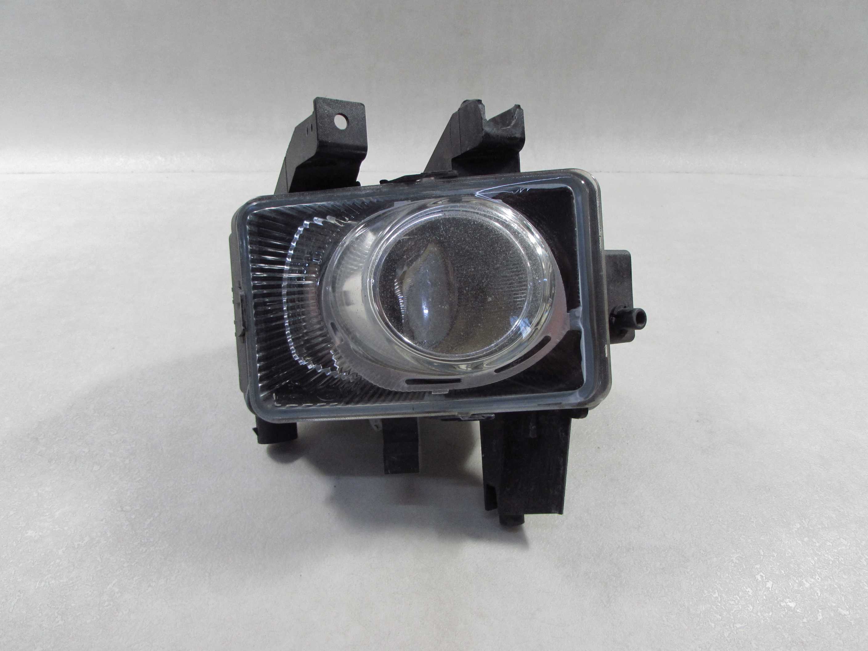 OPEL ASTRA H HB LAMPA HALOGEN PRZECIWMGIELNY PRAWY 24462134 04-06