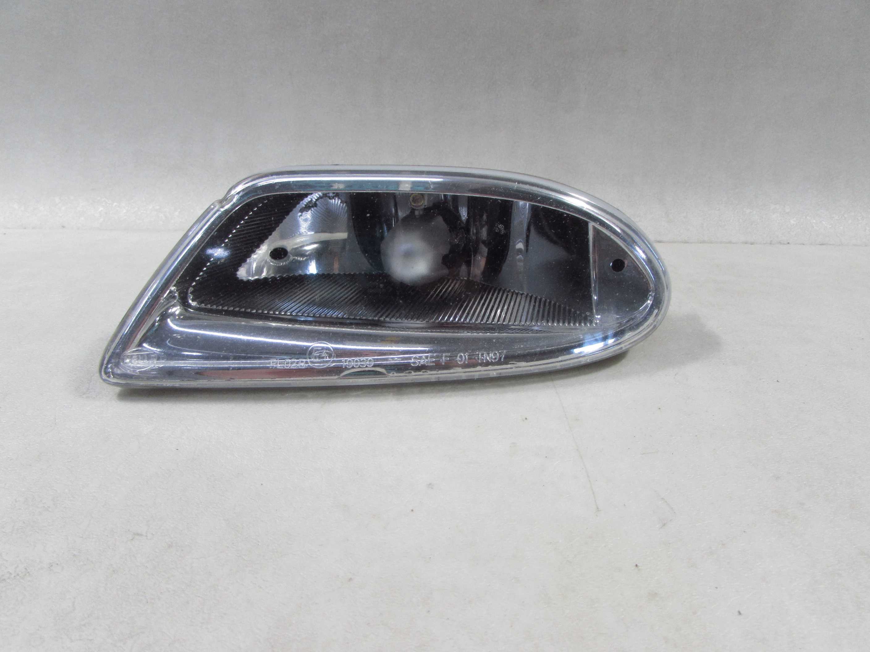MERCEDES ML W163 LIFT LAMPA PRZECIWMGIELNA HALOGEN LEWY A1638200328 01-05