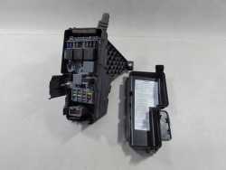 VOLVO XC90 LIFT D5 OBUDOWA SKRZYNKI BEZPIECZNIKOW 30728133 30797010 07-14
