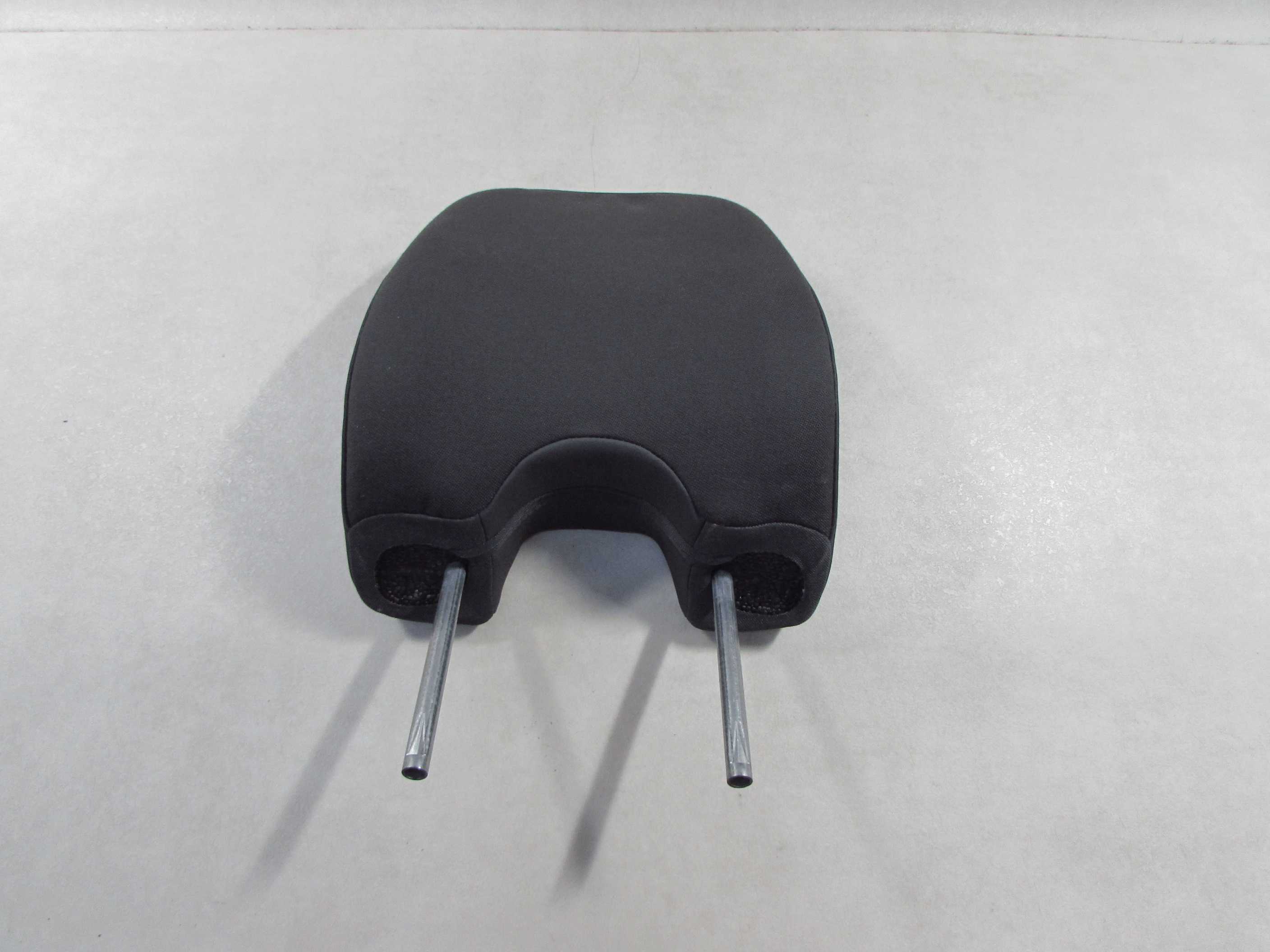 VOLVO V70 III 07-16 ZAGLOWEK FOTELA PRZOD 30749795
