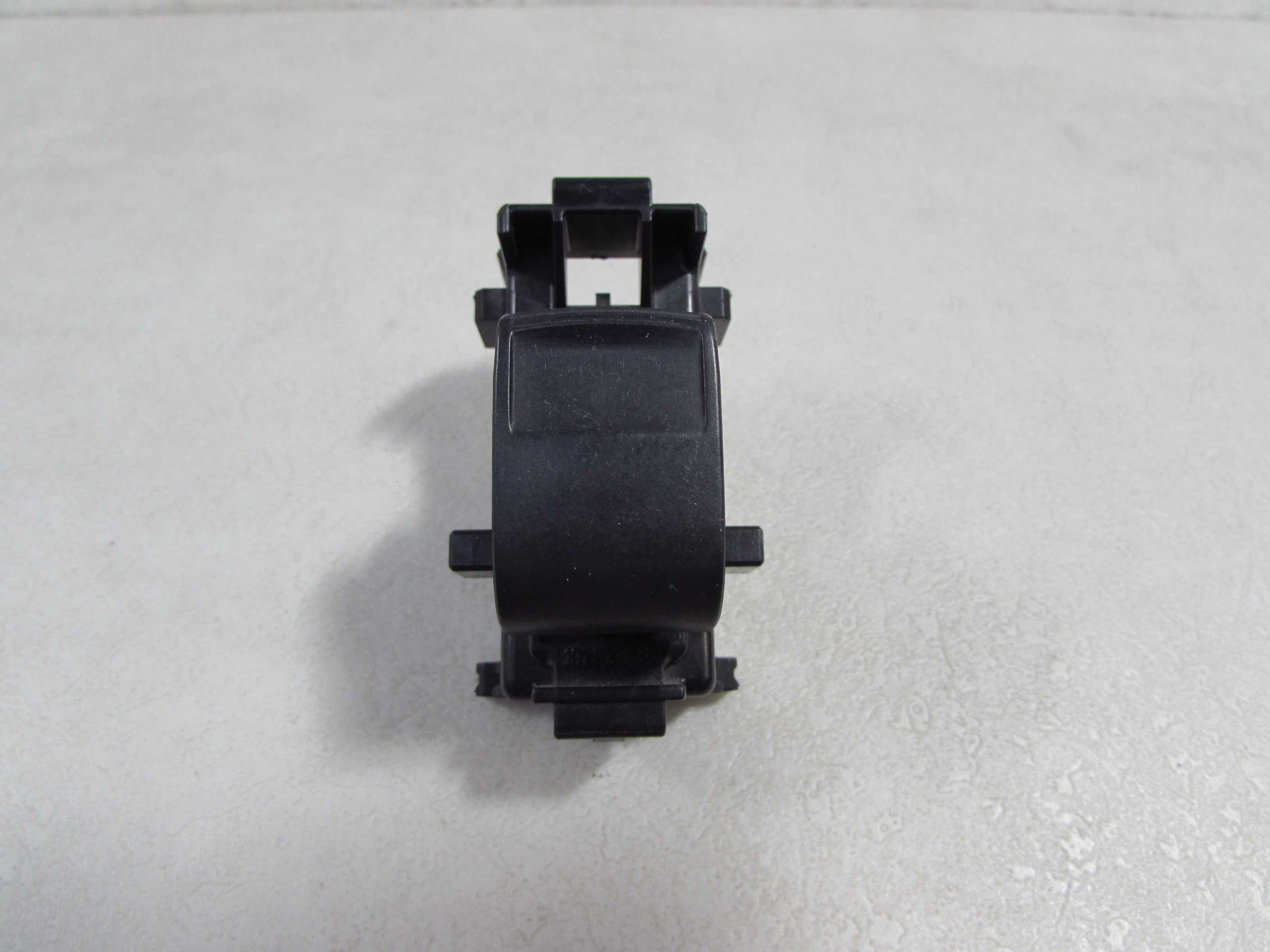 TOYOTA YARIS II LIFT 05-11 WLACZNIK PRZELACZNIK SZYB PASAZERA 829-2U0D
