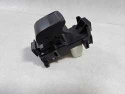 TOYOTA YARIS II LIFT 05-11 WLACZNIK PRZELACZNIK SZYB PASAZERA 829-2U0D
