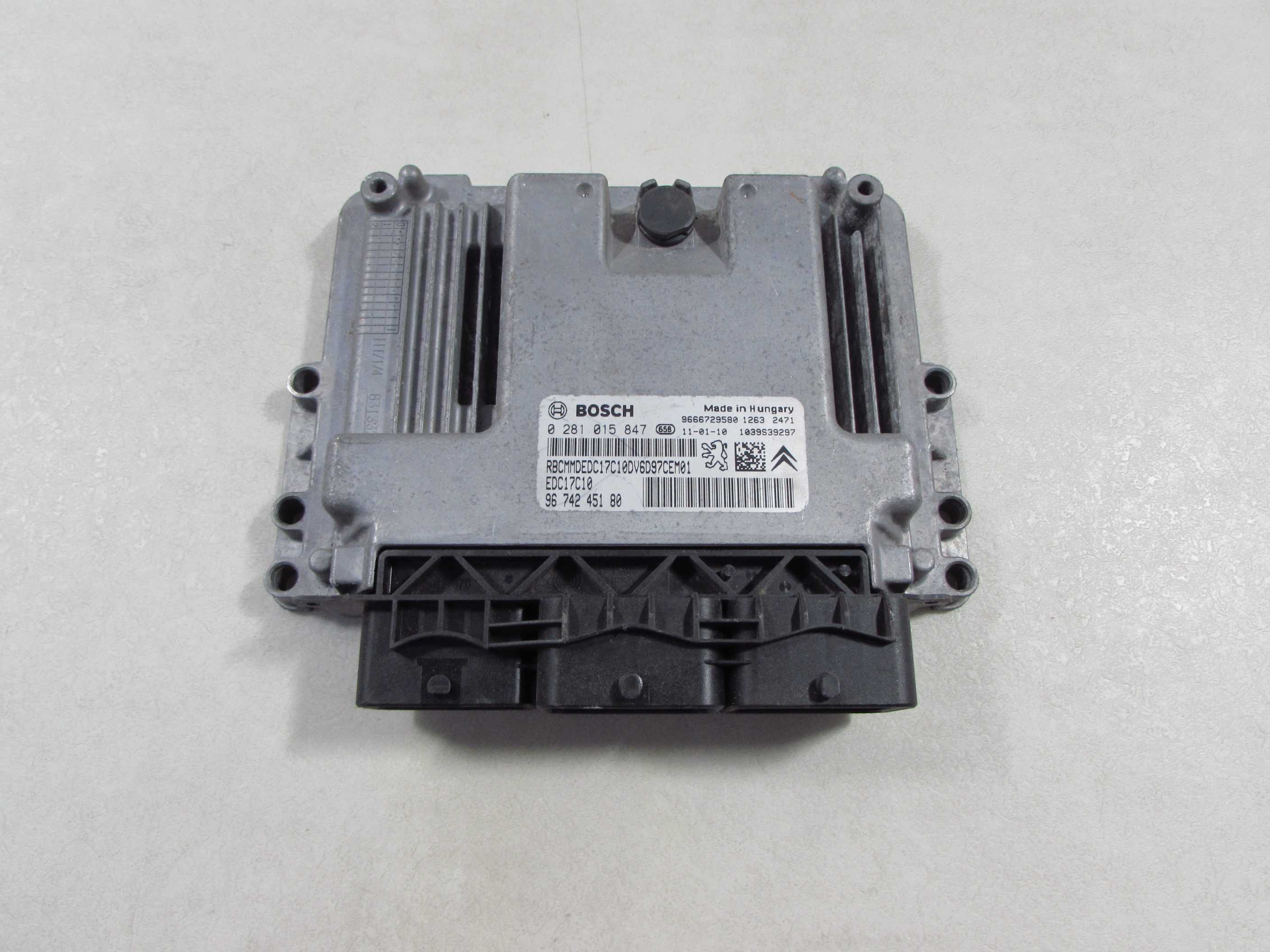 PEUGEOT CITROEN 1.6 HDI KOMPUTER STEROWNIK SILNIKA 0281015847 9674245180