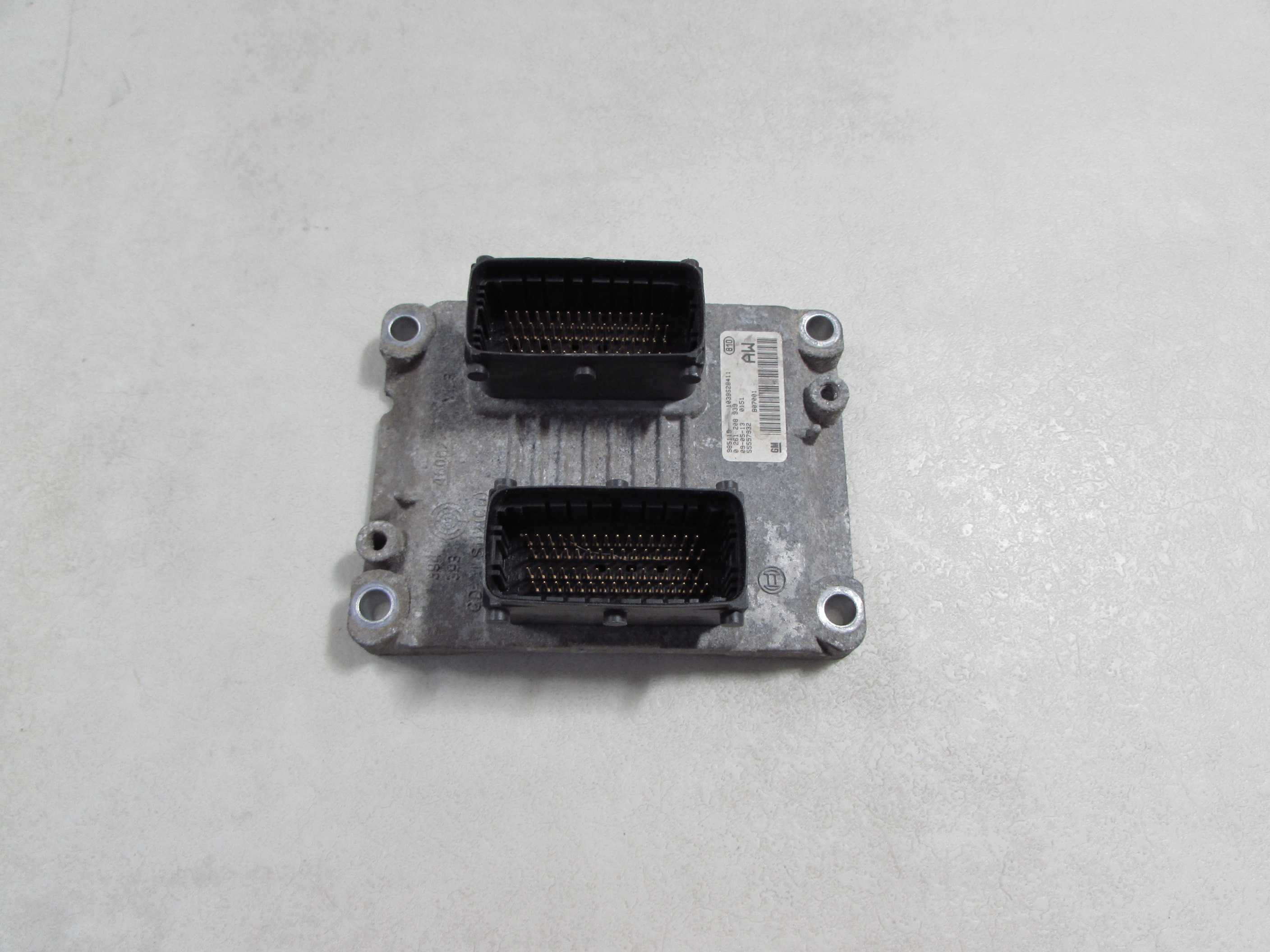 OPEL CORSA D MERIVA 1.0 KOMPUTER STEROWNIK ECU SILNIKA 0261208939 55557932 AW