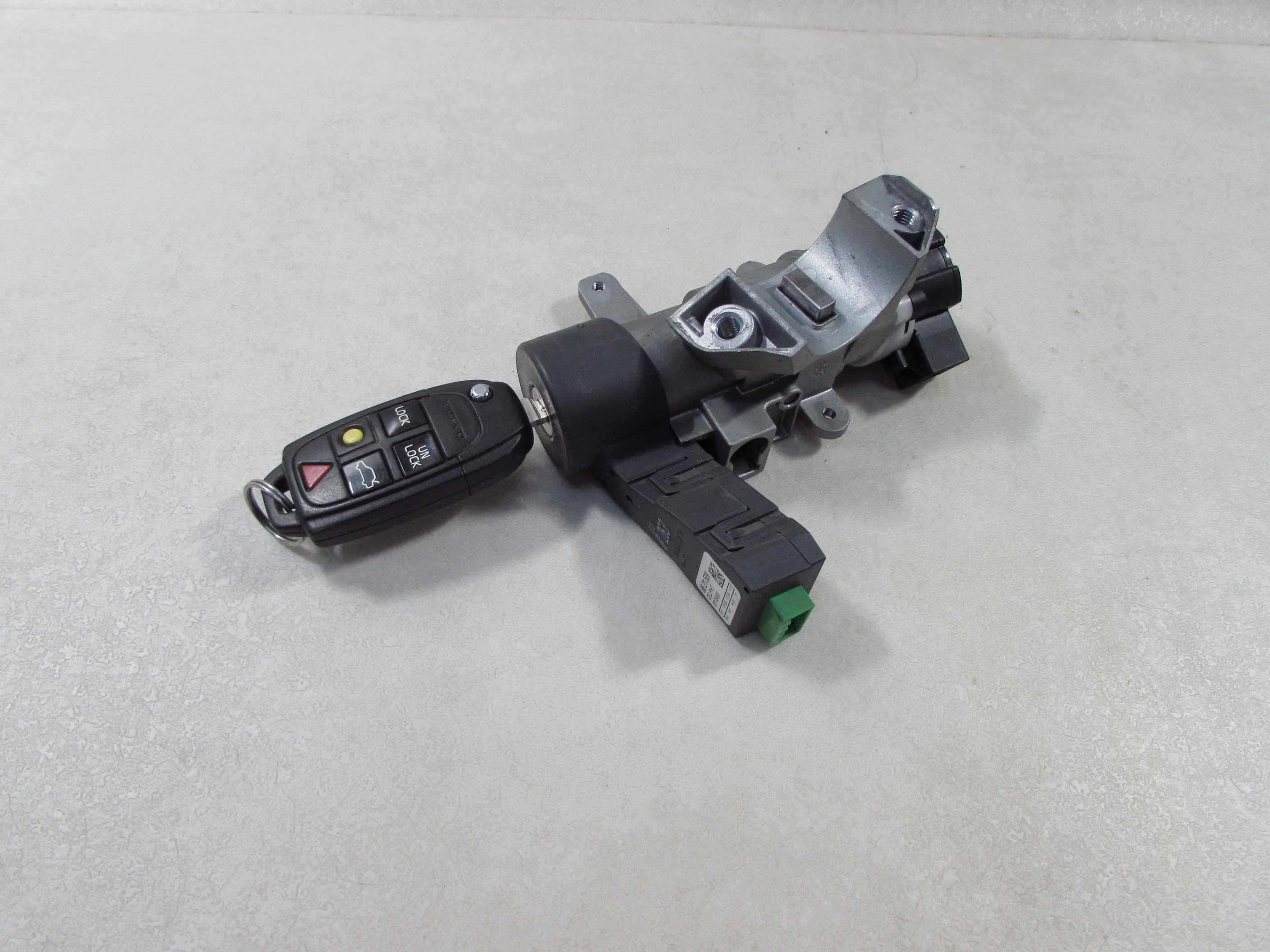 VOLVO XC90 LIFT AUTO STACYJKA KLUCZYK 8626324 8621509 73760 06-14