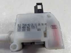 AUDI A3 8P A4 B6 SILOWNIK ZAMKA KLAPY TYL 4B9962115C 8E9827833 04-11