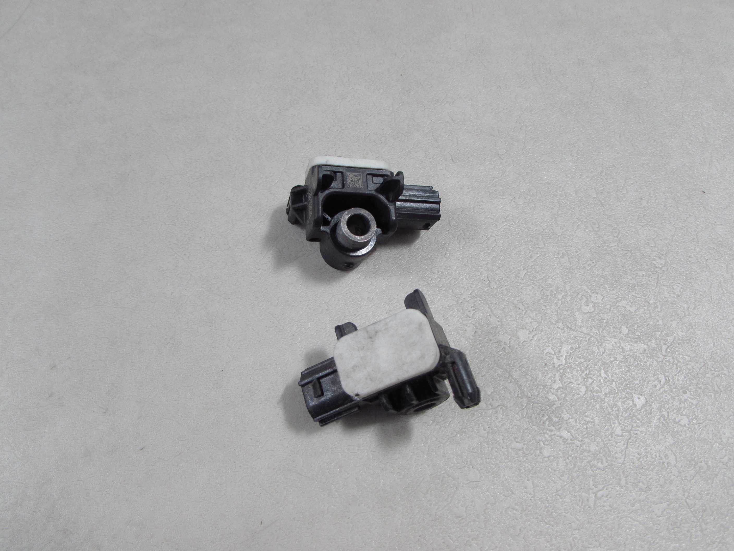 MITSUBISHI ASX 10- CZUJNIK UDERZENIA SENSOR UDERZENIOWY 8651A116