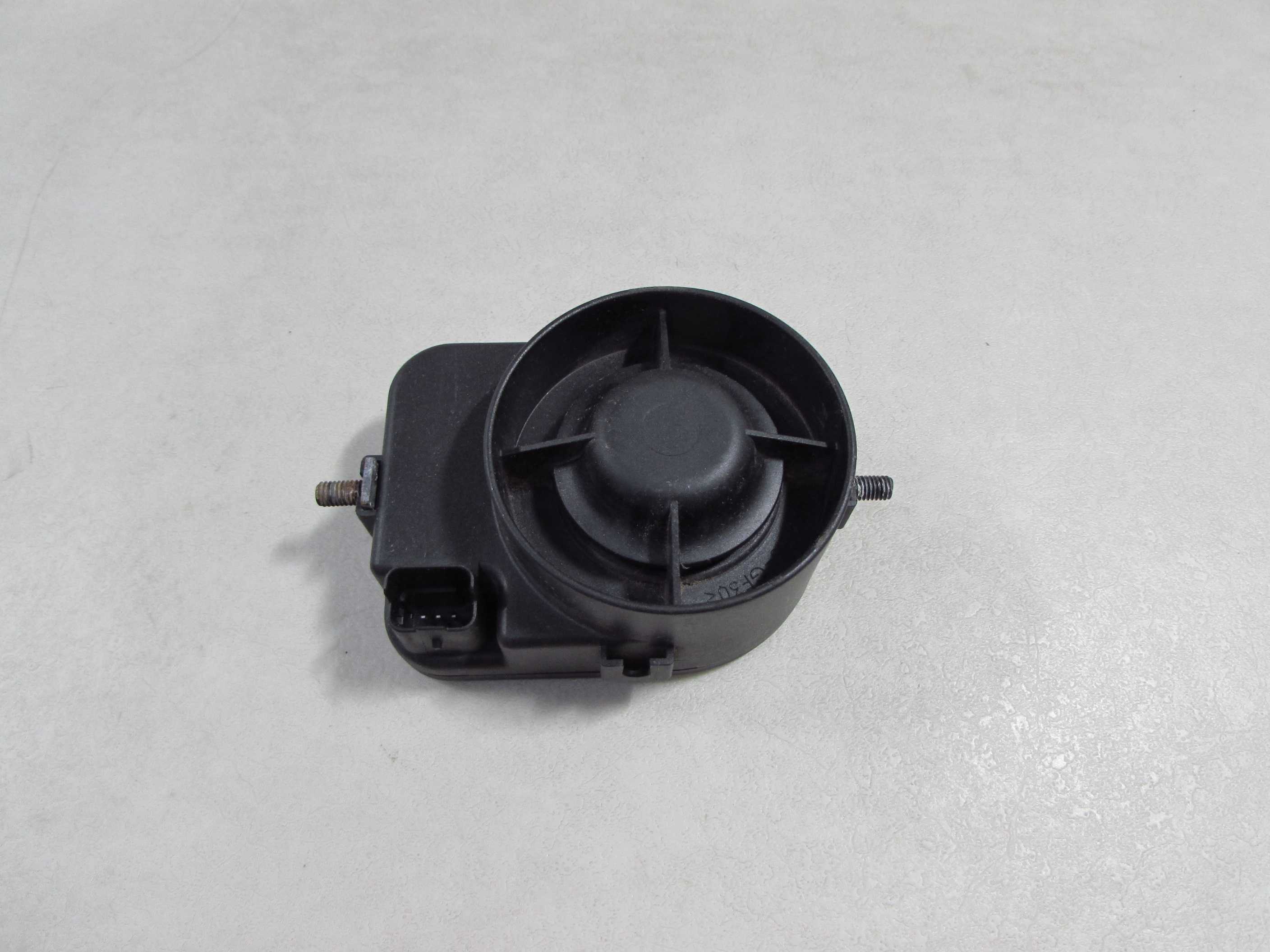 VOLVO C30 S40 V50 C70 04-12 SYRENA ALARMU 8696043