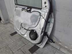 HYUNDAI I10 II 14-18 DRZWI PRZOD LEWE KPL RYS