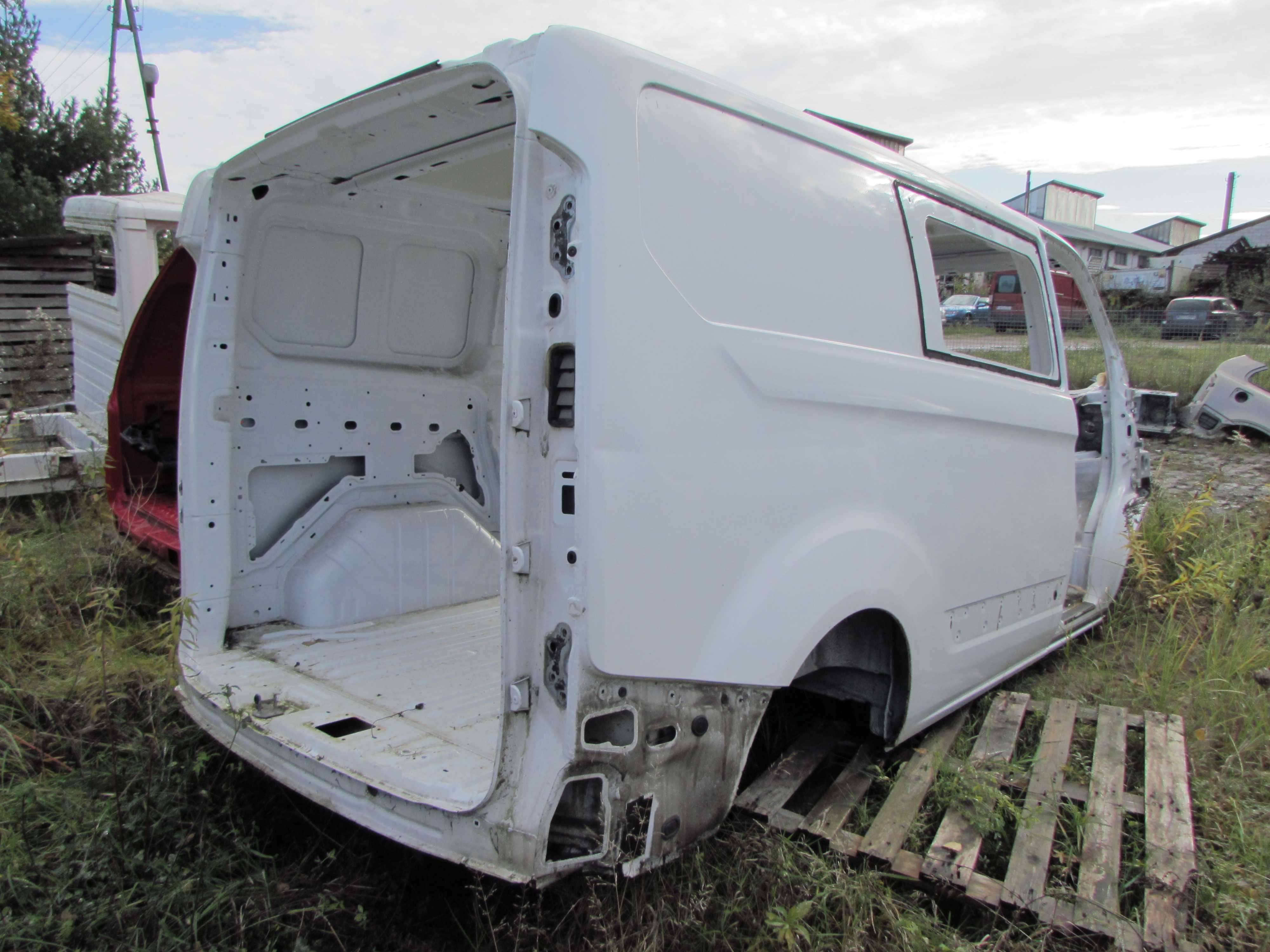FORD TRANSIT CUSTOM 13-17 CWIARTKA BLOTNIK SLUPEK PRAWY TYL
