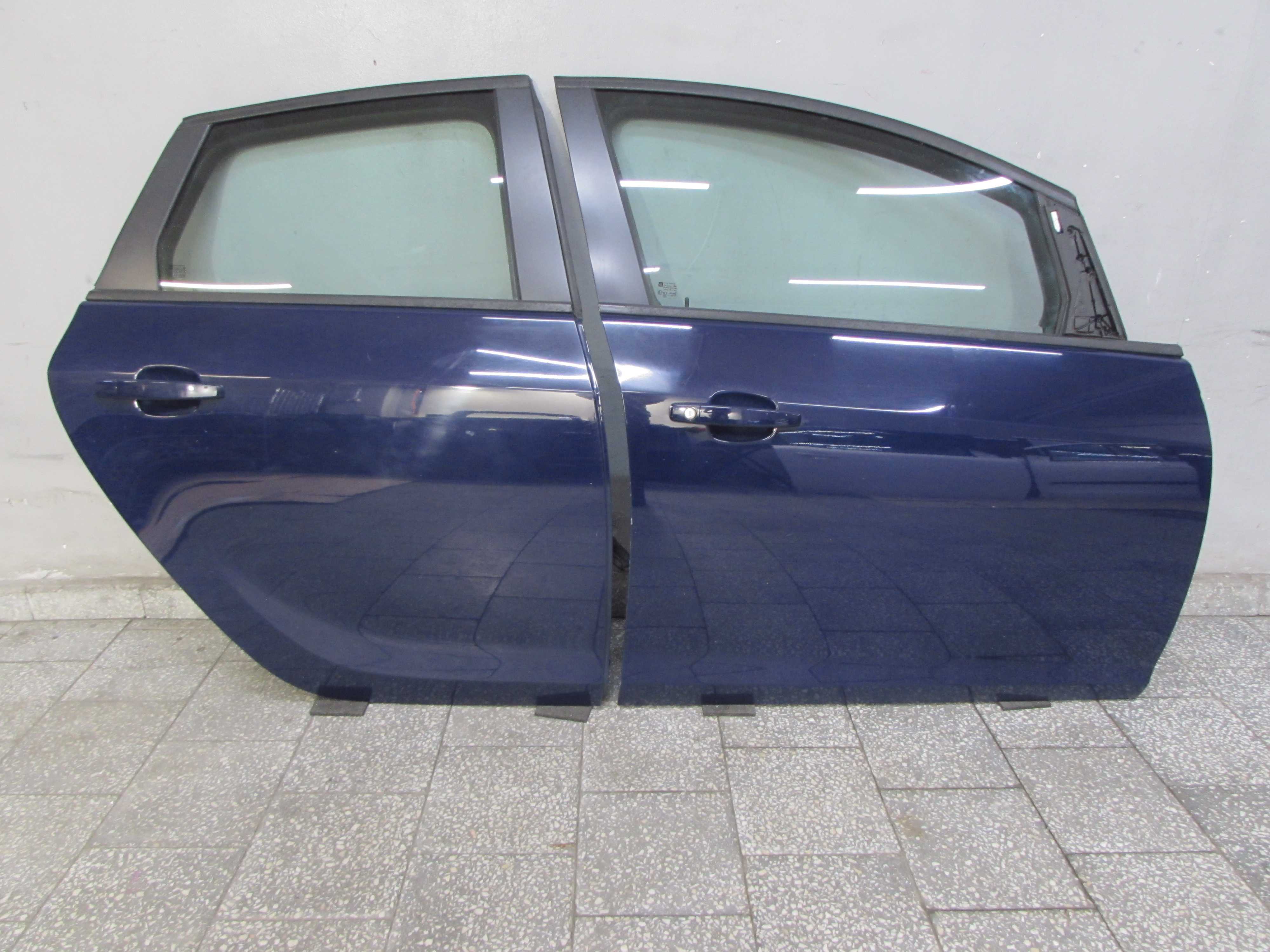 OPEL ASTRA IV J LIFT FL 09-15 DRZWI PRZOD PRAWY KPL Z20Z