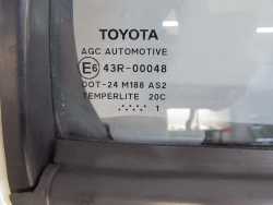 TOYOTA YARIS II LIFT 05-11 DRZWI TYL PRAWE KPL 068