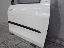 TOYOTA YARIS II LIFT 05-11 DRZWI PRZOD PRAWE KPL 068