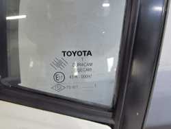 TOYOTA YARIS II LIFT 05-11 DRZWI PRZOD LEWE KPL 068