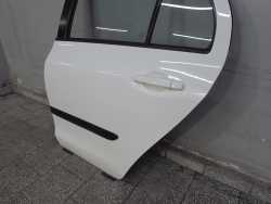 TOYOTA YARIS II LIFT 05-11 DRZWI TYL LEWE KPL 068
