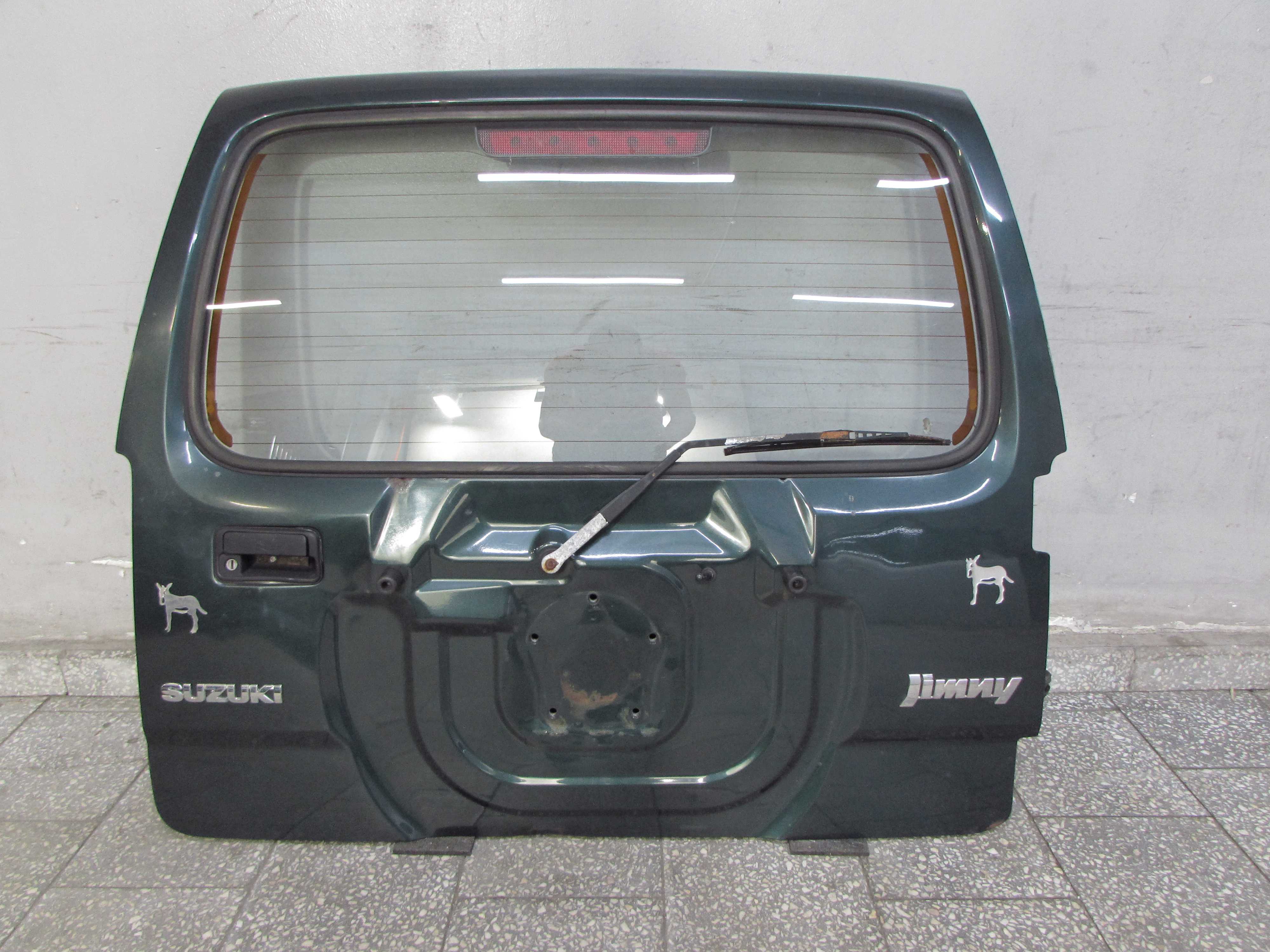SUZUKI JIMNY 98-12 KLAPA BAGAZNIKA TYL SZYBA
