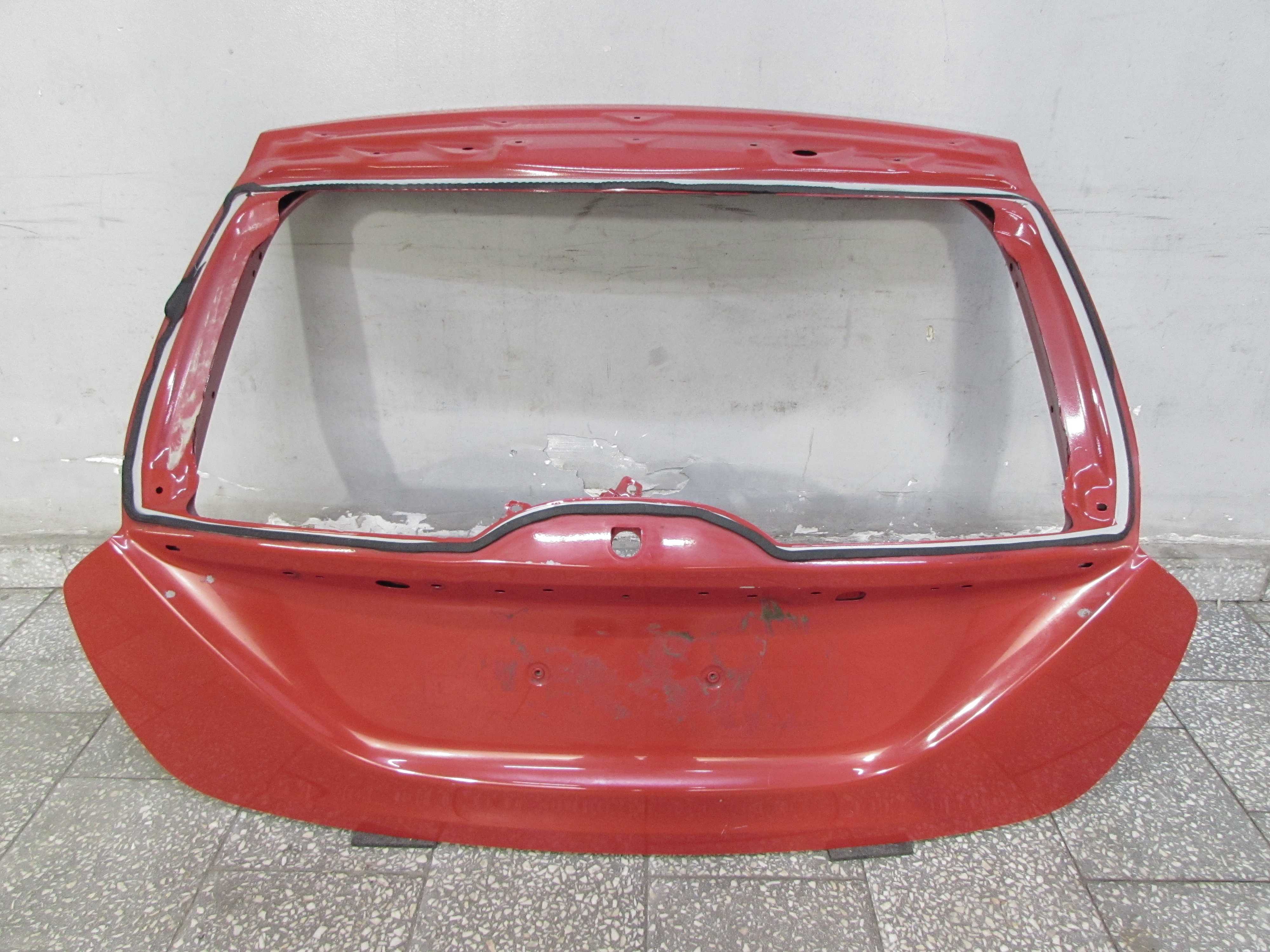 VOLVO V60 KOMBI 10-18 KLAPA BAGAZNIKA TYL