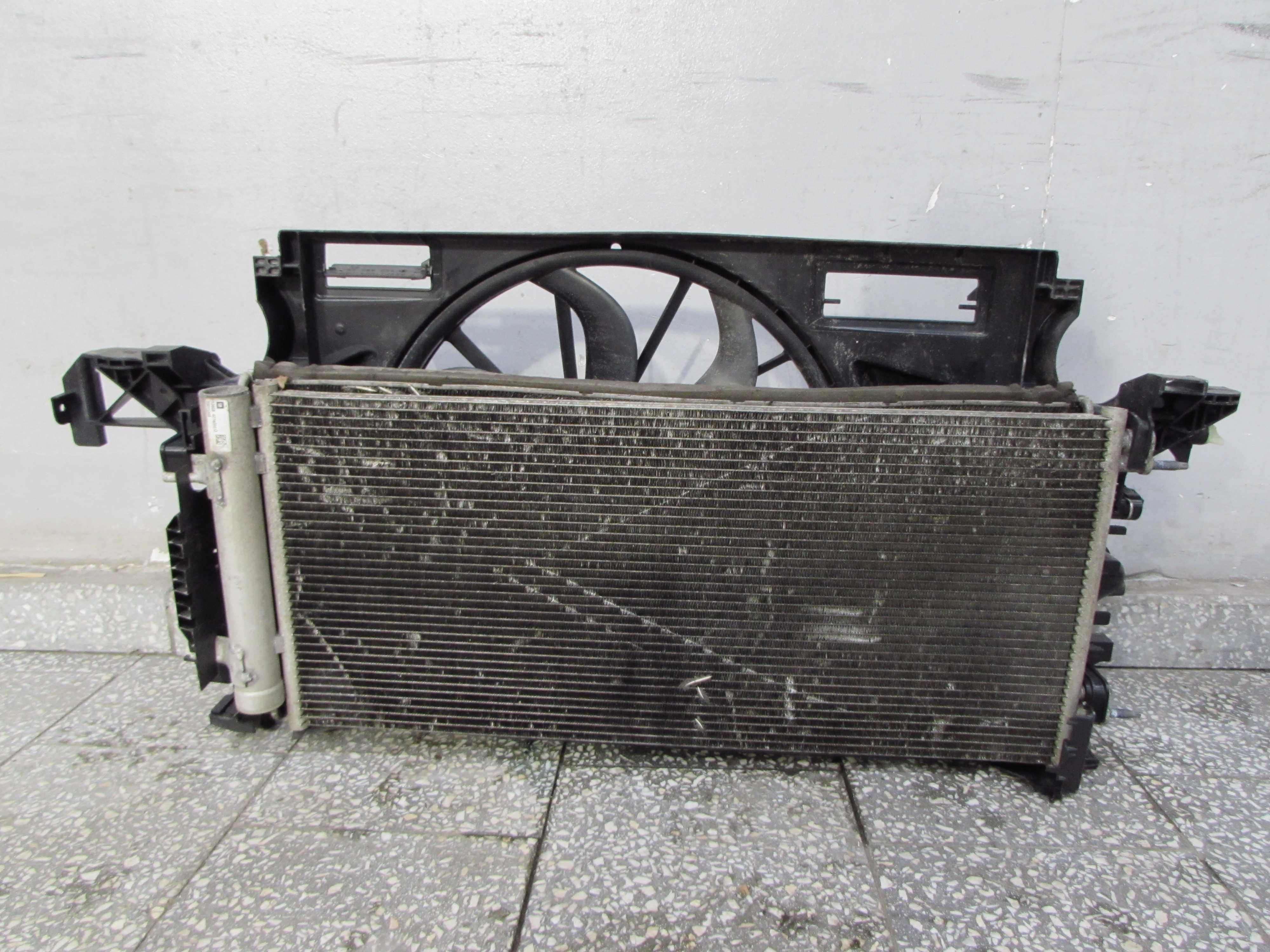 OPEL ASTRA K 1.0 15-19 CHLODNICE KLIMA WENTYLATOR 39011385 3137234066 0130708435
