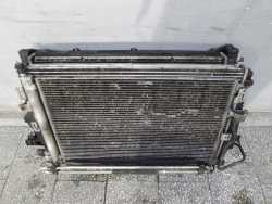 VOLVO XC90 LIFT 2.4 D5 AUTOMAT CHLODNICA WENTYLATOR KPL 30612864 07-14