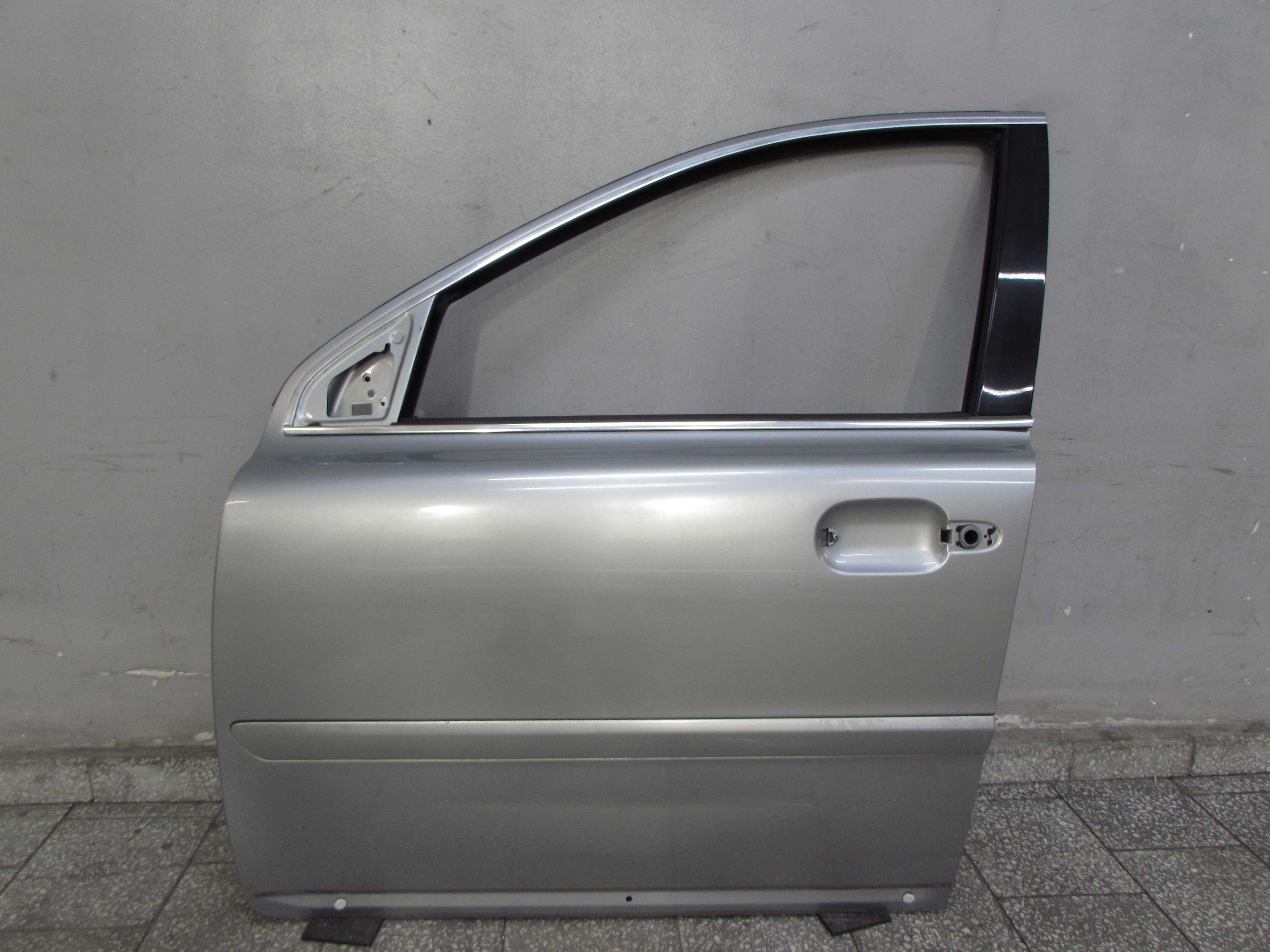 VOLVO XC90 LIFT DRZWI LEWY PRZOD 477-46 02-14