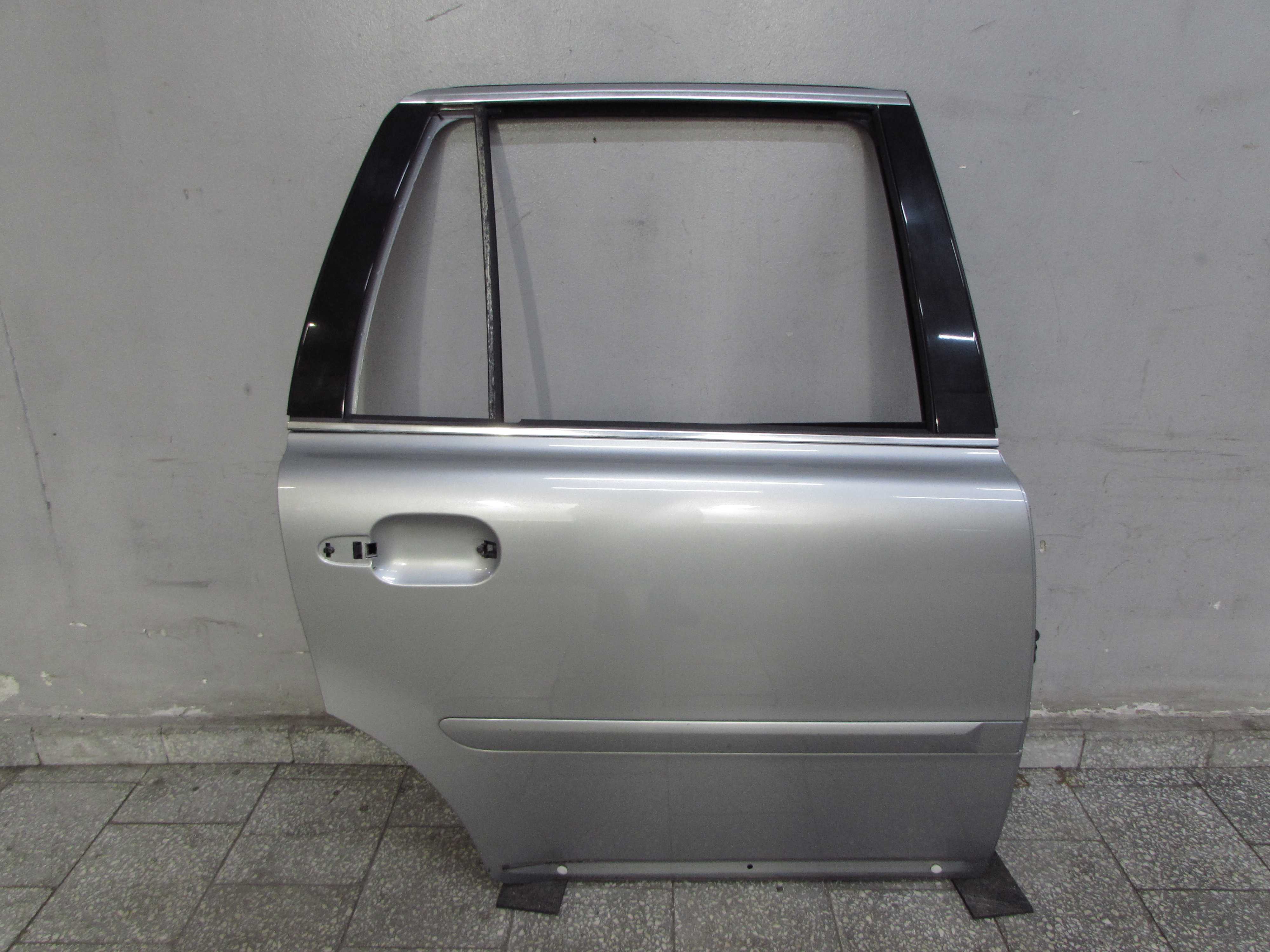 VOLVO XC90 LIFT DRZWI PRAWY TYL 477-46 02-14