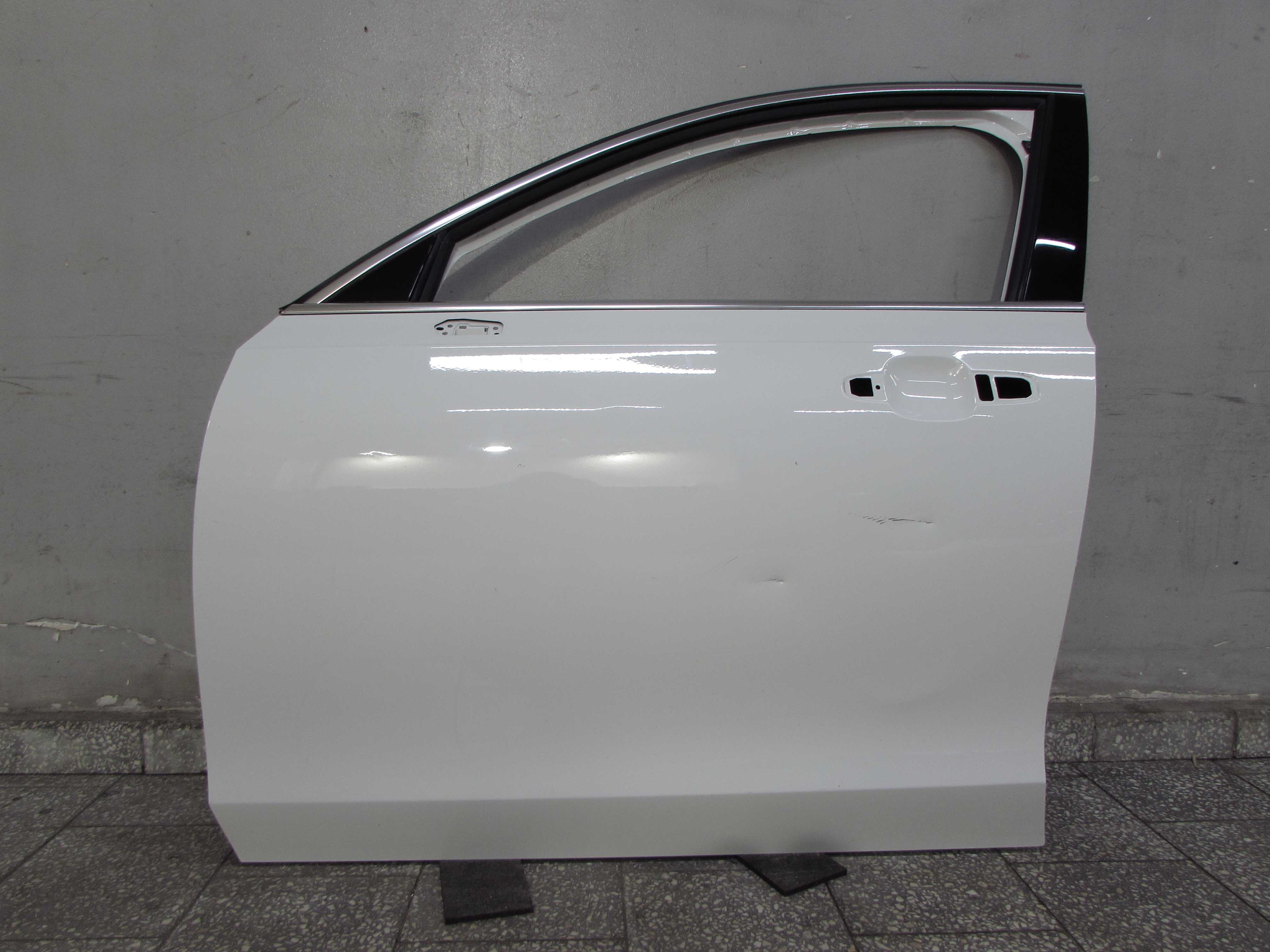 VOLVO S90 V90 CC 17-23 DRZWI PRZOD LEWE