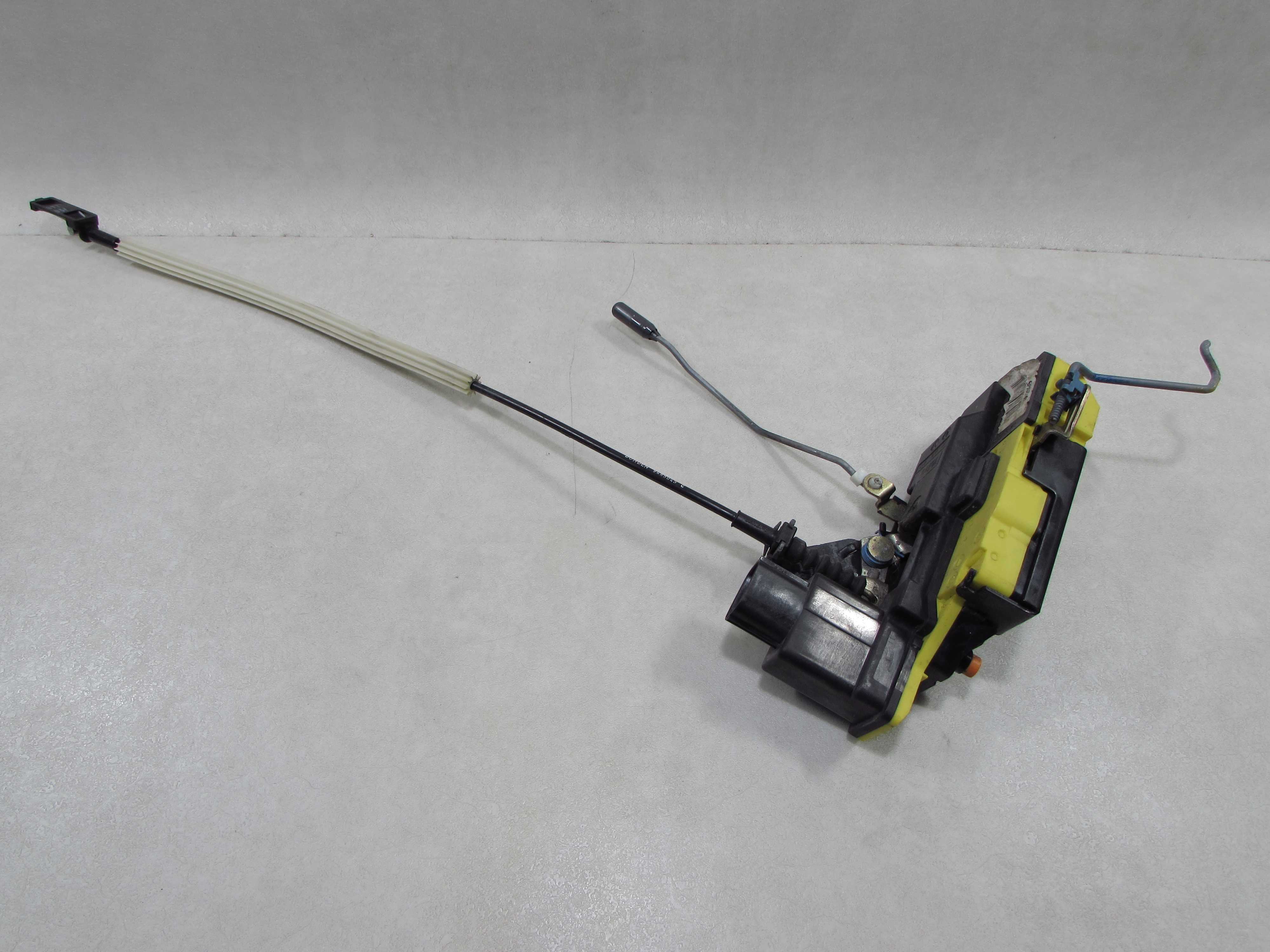 VOLVO S60 V70 XC70 S80 00- ZAMEK DRZWI LEWY TYL 8626967 6 PIN