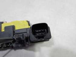 VOLVO S60 V70 XC70 S80 00- ZAMEK DRZWI LEWY TYL 8626967 6 PIN