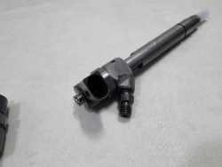 MERCEDES 2.2 CDI WTRYSK WTRYSKIWACZ 0445110096