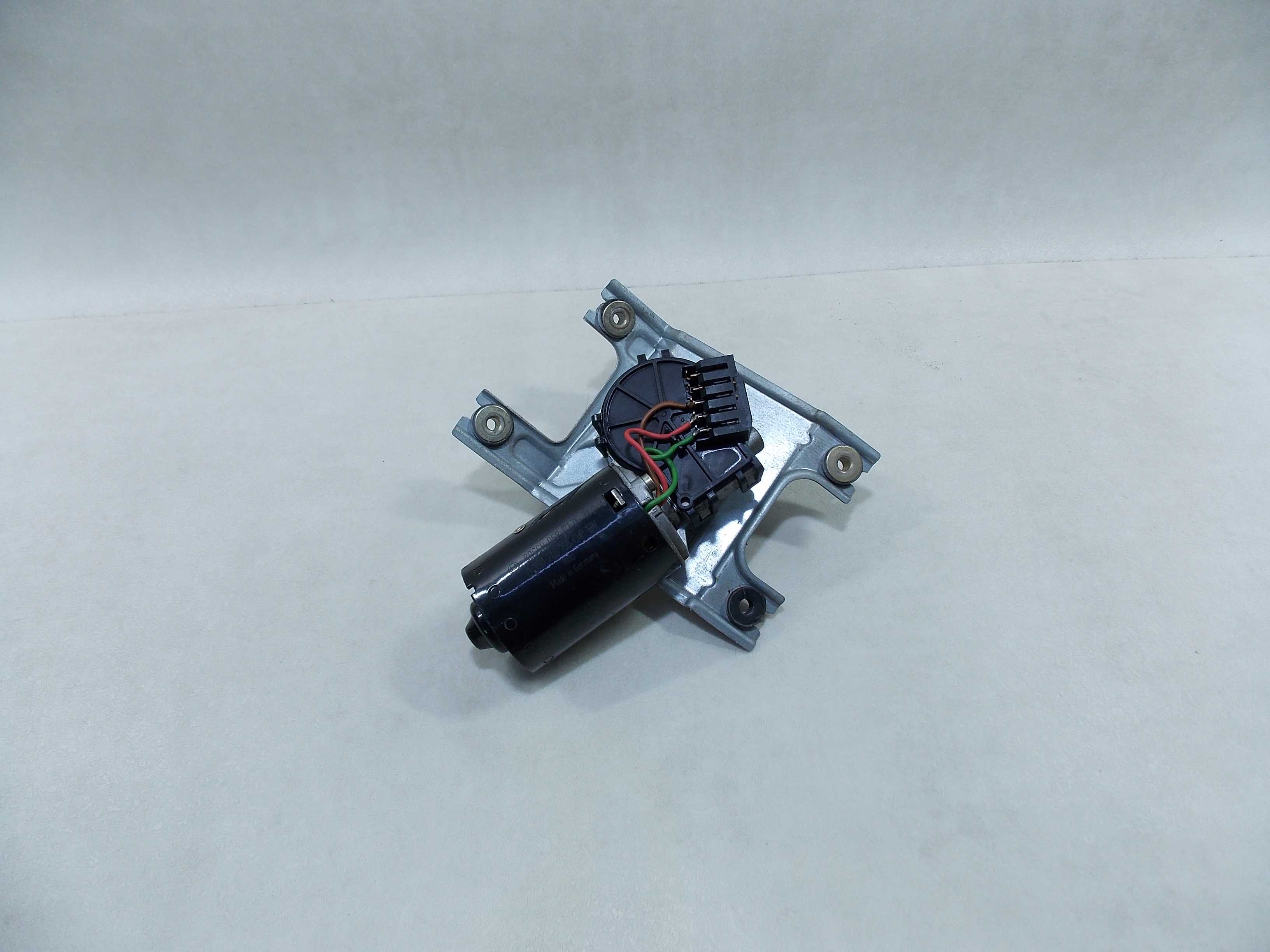 PIAGGIO PORTER HIJET PFAU 98- SILNIK WYCIERACZEK PRZOD 0390246155 UK
