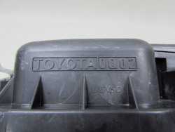TOYOTA YARIS II 1.0 09-12 POKRYWA ZAWOROW GLOWICY OBUDOWA FILTRA POWIIETRZA 17705-0Q020 11210-0Q010