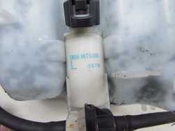MITSUBISHI ASX 10-19 ZBIORNICZEK PLYNU SPRYSKIWACZY POMPKA