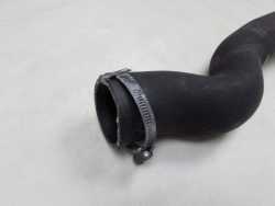 VOLVO C30 S40 V50 C70 1.6 D2 RURA PRZEWOD WAZ POWIETRZA INTERCOOLERA AV61-6K863-VB