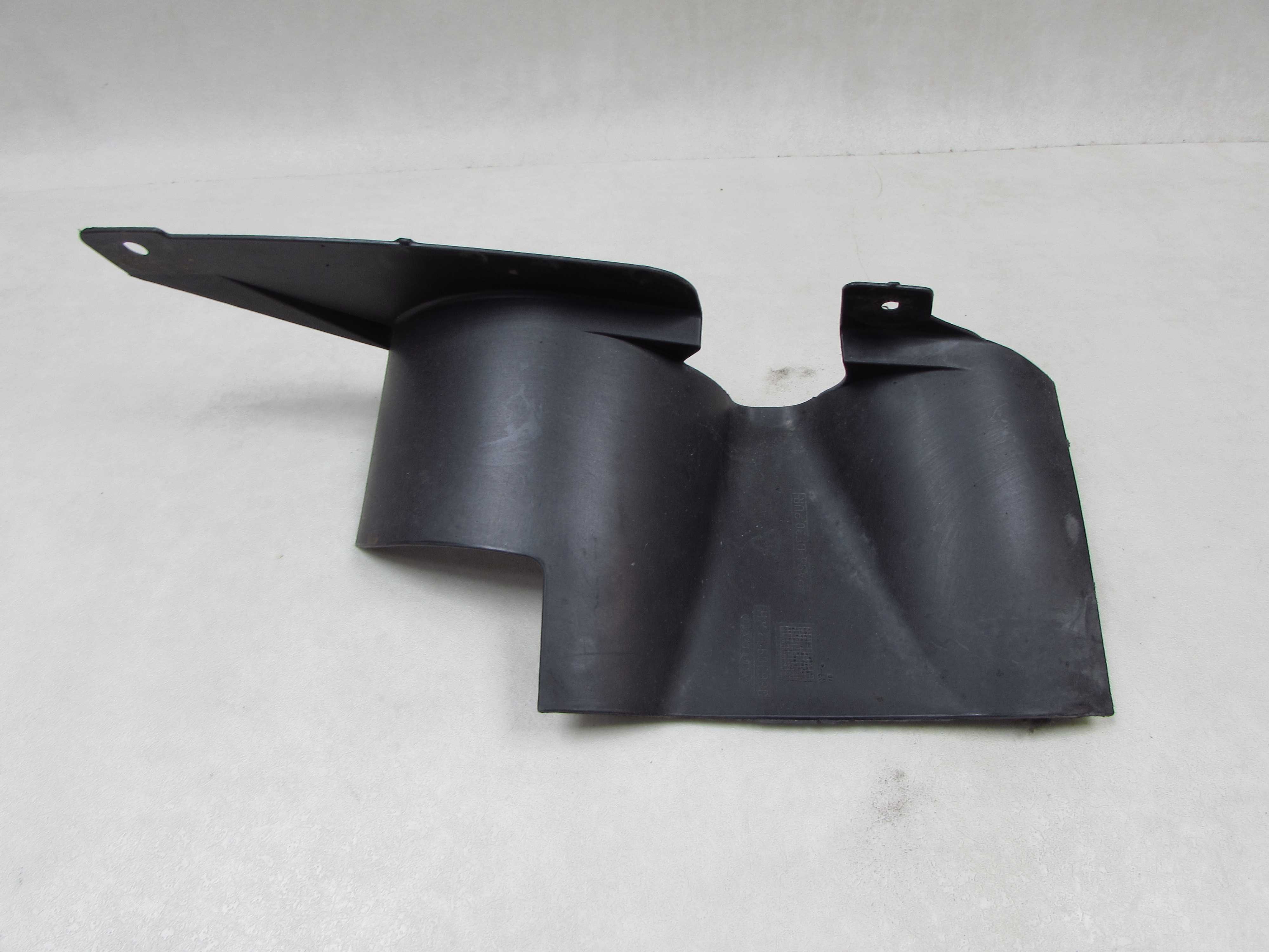 VOLVO XC90 LIFT 2.4 D5 OSLONA POKRYWA SILNIKA DOLNA PRAWA 08620993 07-14