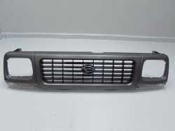 DAIHATSU ROCKY FOURTRACK 93-06 GRILL ATRAPA LAMPY