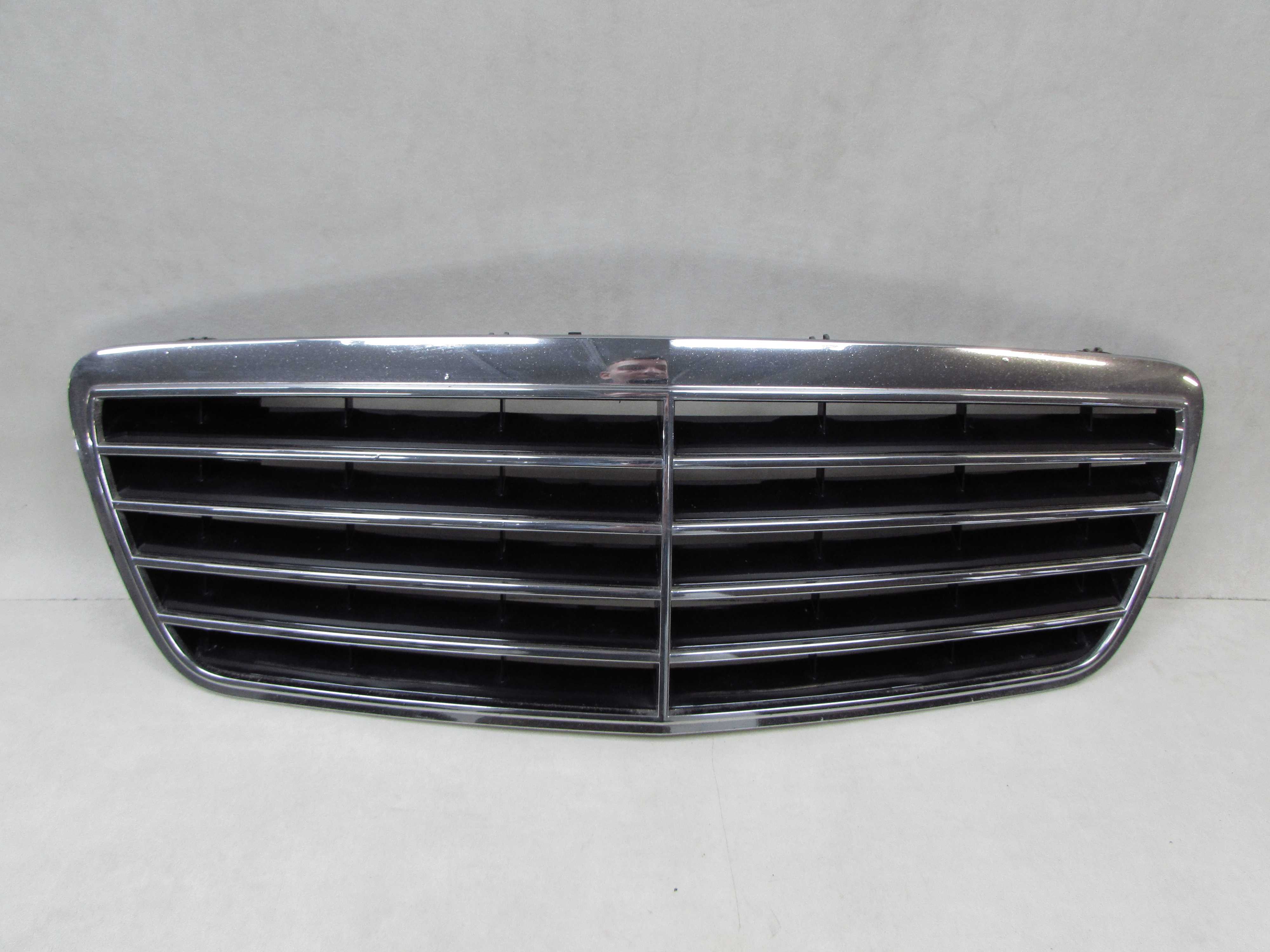 MERCEDES W210 E KLASA LIFT ATRAPA CHLODNICY 2108800683 99-02