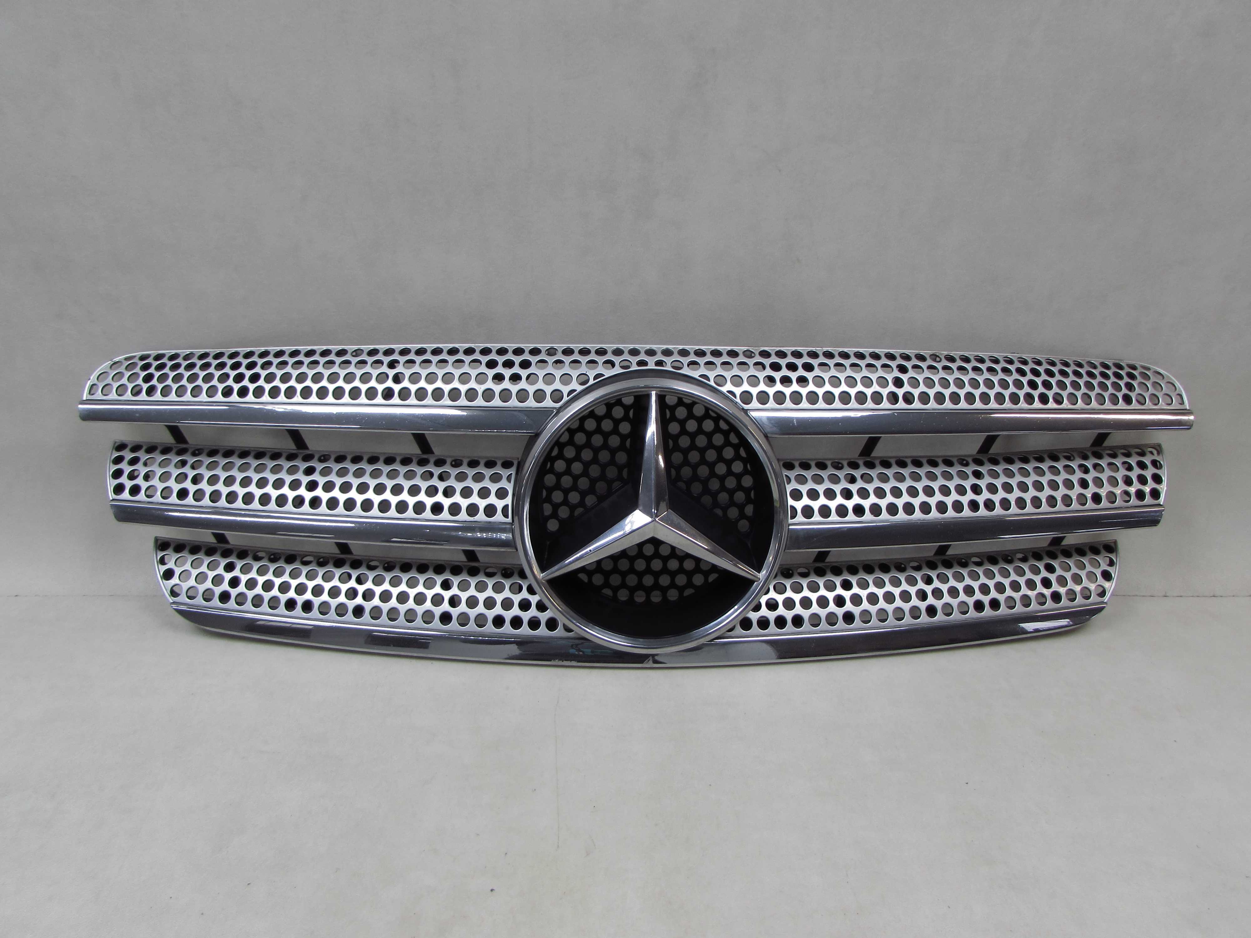MERCEDES ML W163 LIFT ATRAPA CHLODNICY 01-05