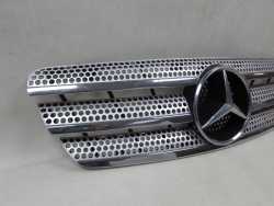MERCEDES ML W163 LIFT ATRAPA CHLODNICY 01-05