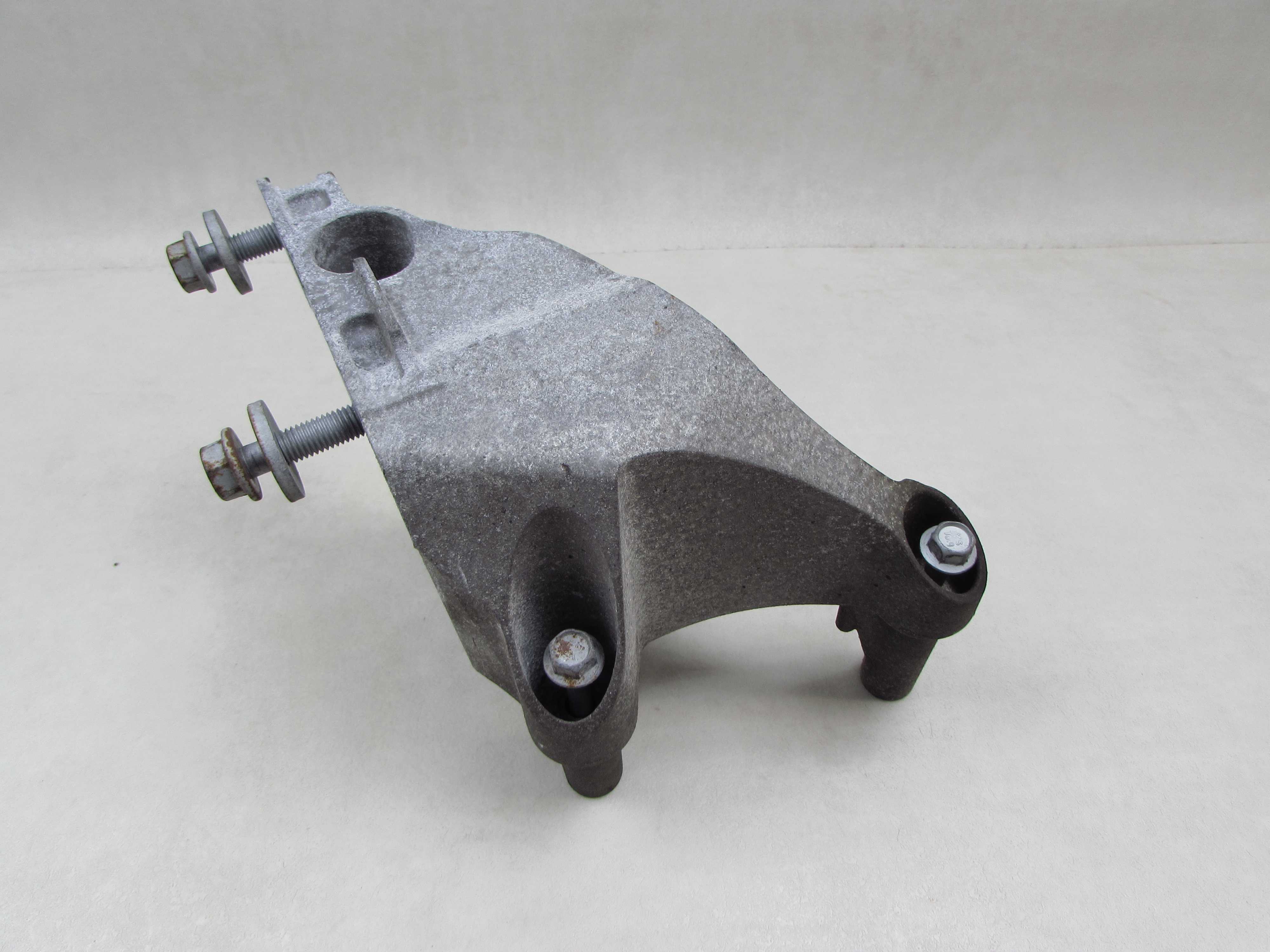 OPEL ASTRA K 1.0 T TURBO 15-19 LAPA WSPORNIK SILNIKA 13366780 326E82F