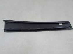 VOLVO V50 LISTWA DRZWI TYL PRAWA 08622654 04-13