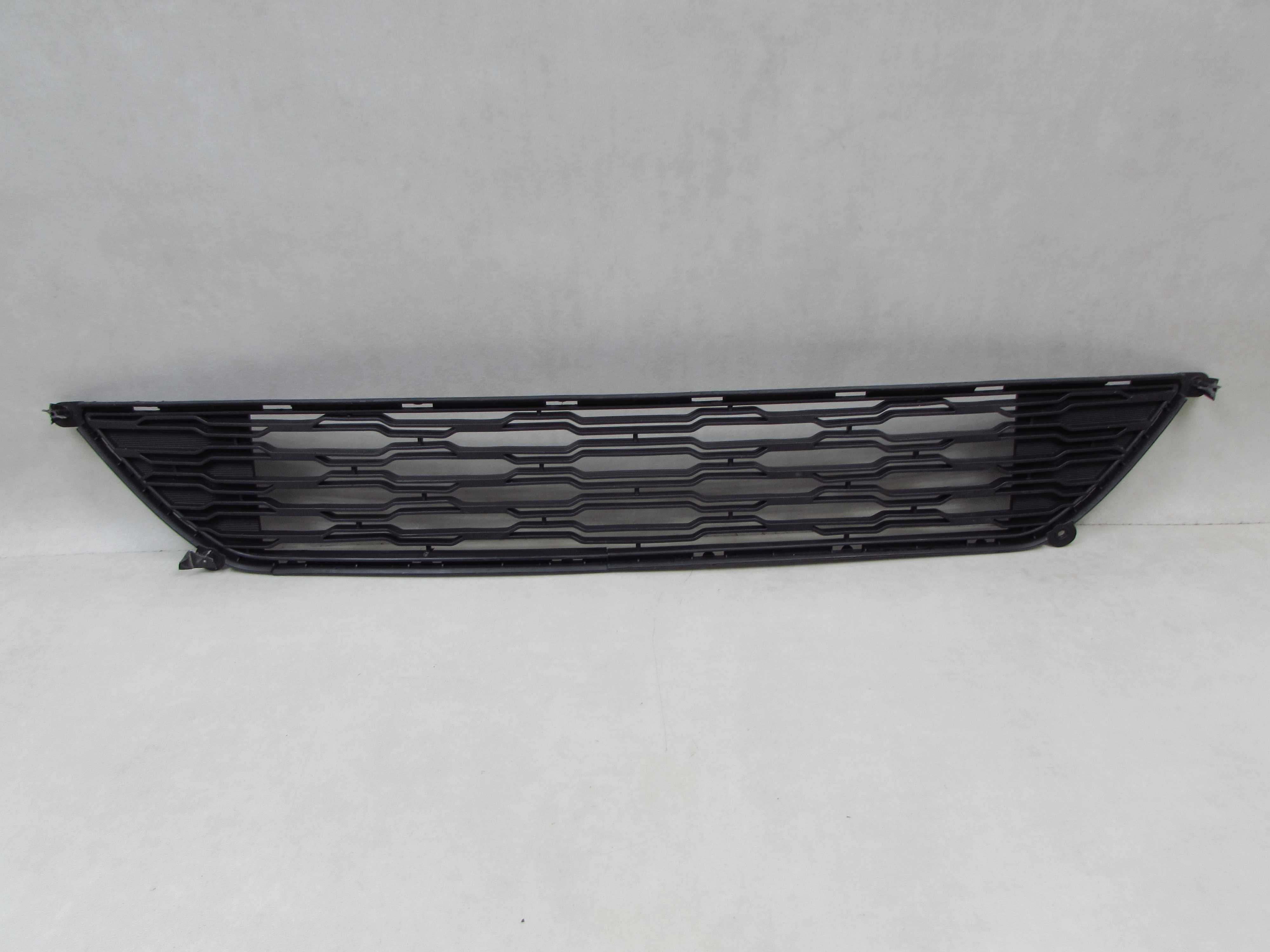 KIA CEE'D CEED LIFT KRATKA ZDERZAKA SRODEK 09-12r